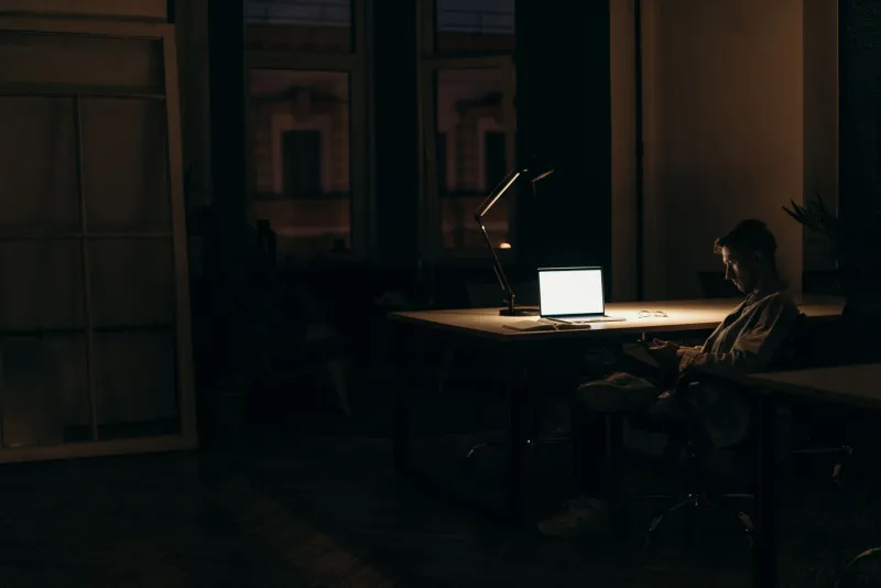 The $200/Hour Problem: Why Founders Are Pouring Their Souls Into Discord at 2 AM Instead